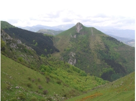 Vista de Gaztelu desde Txindoki. Ampliar