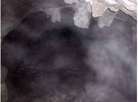 Interior de la Cueva de Sarastarri. Ampliar